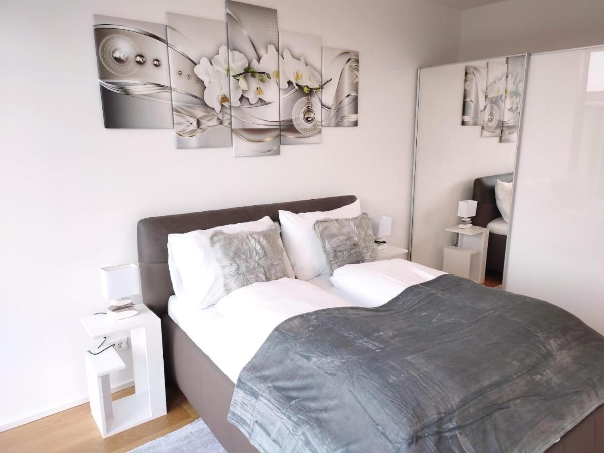 Panorama Apartment Vienna - Free Parking, Sauna & Fitness Exterior foto